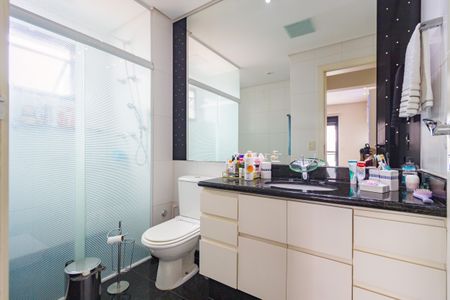 Apartamento à venda com 186m², 3 quartos e 4 vagas Apartamento à venda com 186m², 3 quartos e 4 vagasBanheiro - Suíte 3