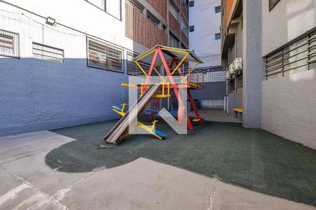 Apartamento para alugar com 78m², 2 quartos e 1 vaga Apartamento para alugar com 78m², 2 quartos e 1 vagaÁrea comum - Playground