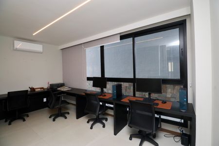 Apartamento para alugar com 33m², 1 quarto e 1 vagaCoworking