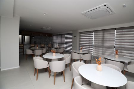 Apartamento para alugar com 33m², 1 quarto e 1 vagaÁrea comum - Salão de festas