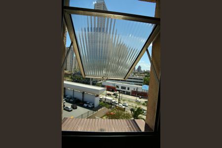 Apartamento para alugar com 70m², 3 quartos e 1 vagaÁrea de Serviço