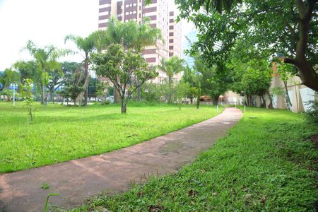 Apartamento para alugar com 70m², 3 quartos e 1 vagaPista de Caminhada / Área verde 