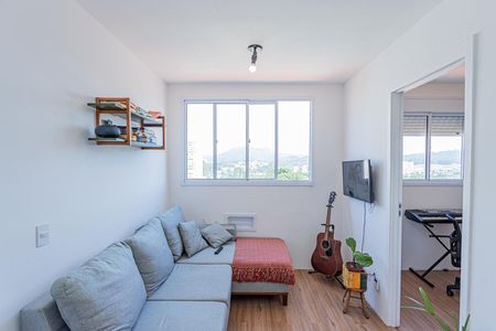 Sala, cozinha e área de serviço de apartamento à venda com 2 quartos, 35m² em Jardim Cidade Pirituba, São Paulo