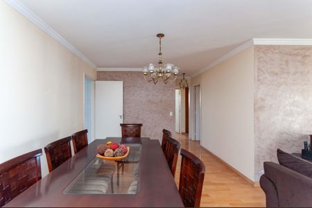 Apartamento à venda com 90m², 2 quartos e 1 vagaSala