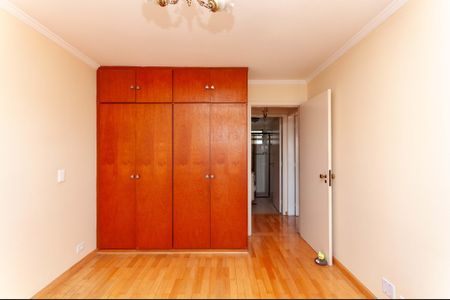 Apartamento à venda com 90m², 2 quartos e 1 vagaQuarto 2