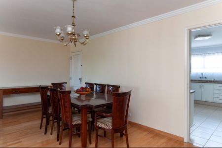 Apartamento à venda com 90m², 2 quartos e 1 vagaSala