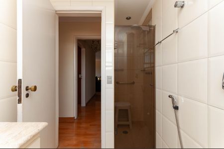 Apartamento à venda com 90m², 2 quartos e 1 vagaBanheiro do quarto 1 Suíte