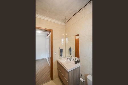 Casa à venda com 257m², 3 quartos e 5 vagasBanheiro da Suíte