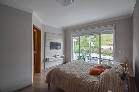 Casa à venda com 257m², 3 quartos e 5 vagasQuarto Suíte