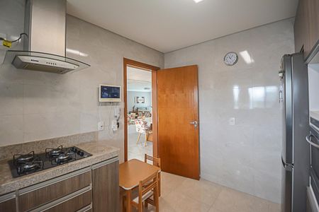 Casa à venda com 257m², 3 quartos e 5 vagasCozinha