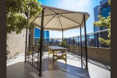 Apartamento à venda com 30m², 1 quarto e 1 vaga