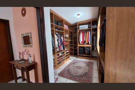 Casa à venda com 3 quartos, 144m² em Itaipu, Niterói