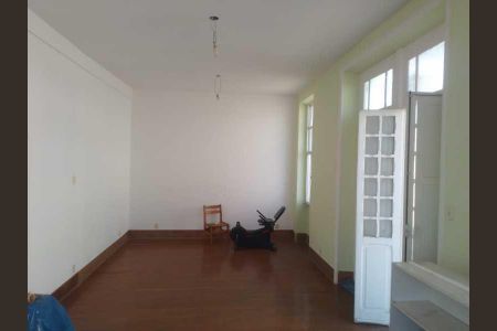 Casa à venda com 4 quartos, 185m² em Benfica, Rio de Janeiro