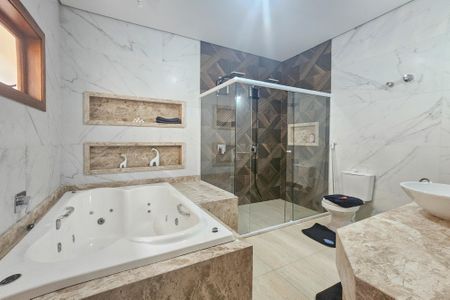 Casa para alugar com 420m², 3 quartos e 3 vagas Casa para alugar com 420m², 3 quartos e 3 vagasbanheiro da suíte 3