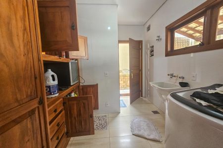 Casa para alugar com 420m², 3 quartos e 3 vagas Casa para alugar com 420m², 3 quartos e 3 vagascozinha