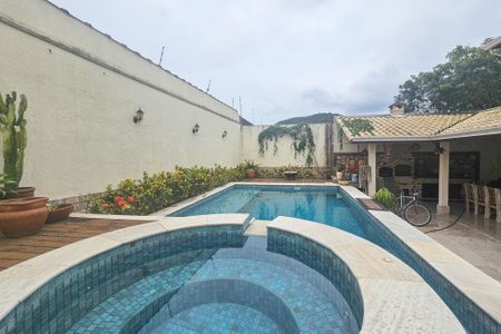 Casa para alugar com 420m², 3 quartos e 3 vagas Casa para alugar com 420m², 3 quartos e 3 vagasÁrea de Lazer privativa