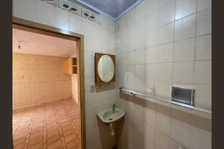 Casa à venda com 120m², 2 quartos e 2 vagas Casa à venda com 120m², 2 quartos e 2 vagasBanheiro 2