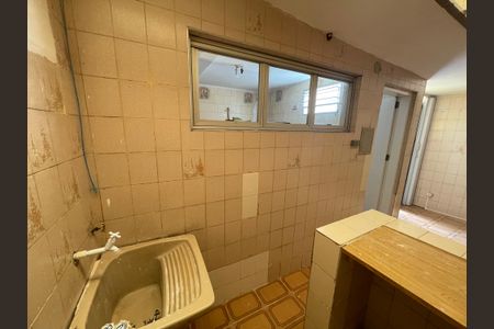 Casa à venda com 120m², 2 quartos e 2 vagas Casa à venda com 120m², 2 quartos e 2 vagasÁrea de Serviço