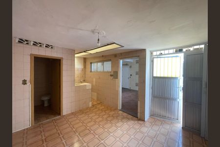 Casa à venda com 120m², 2 quartos e 2 vagas Casa à venda com 120m², 2 quartos e 2 vagasÁrea de Serviço