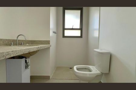 Apartamento à venda com 86m², 2 quartos e 1 vaga Apartamento à venda com 86m², 2 quartos e 1 vagaBanheiro da Suíte 2