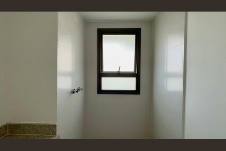 Apartamento à venda com 86m², 2 quartos e 1 vaga Apartamento à venda com 86m², 2 quartos e 1 vagaBanheiro da Suíte 2