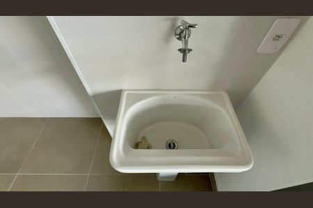 Apartamento à venda com 86m², 2 quartos e 1 vaga Apartamento à venda com 86m², 2 quartos e 1 vagaÁrea de Serviço