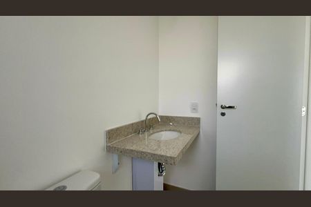 Apartamento à venda com 86m², 2 quartos e 1 vaga Apartamento à venda com 86m², 2 quartos e 1 vagaBanheiro da Suíte 1