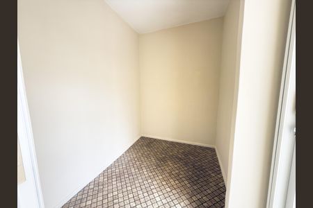 Apartamento à venda com 71m², 2 quartos e 1 vagaQuarto de Serviço