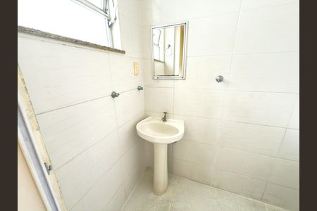 Apartamento à venda com 71m², 2 quartos e 1 vagaBanheiro de Serviço