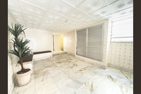 Apartamento à venda com 71m², 2 quartos e 1 vagaHall de entrada