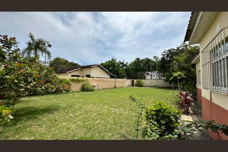 Casa para alugar com 1199m², 2 quartos e 4 vagas Casa para alugar com 1199m², 2 quartos e 4 vagasCampo