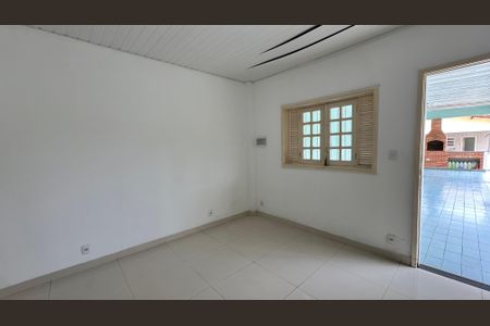 Casa para alugar com 1199m², 2 quartos e 4 vagas Casa para alugar com 1199m², 2 quartos e 4 vagasCasa 2