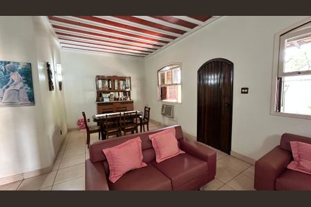 Casa para alugar com 1199m², 2 quartos e 4 vagas Casa para alugar com 1199m², 2 quartos e 4 vagasSala