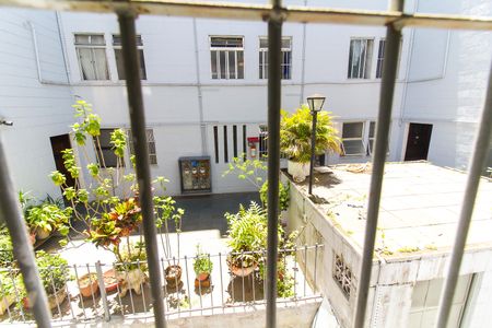 Apartamento à venda com 48m², 2 quartos e 1 vaga Apartamento à venda com 48m², 2 quartos e 1 vagaVista da Área de Serviço