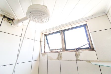 Apartamento à venda com 48m², 2 quartos e 1 vaga Apartamento à venda com 48m², 2 quartos e 1 vagaBanheiro