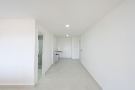 Studio para alugar com 40m², 1 quarto e sem vaga Studio para alugar com 40m², 1 quarto e sem vagaSala/Quarto
