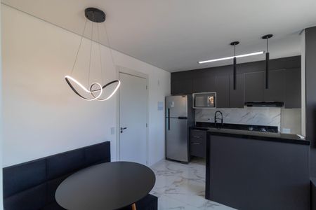 Apartamento à venda com 38m², 2 quartos e sem vaga Apartamento à venda com 38m², 2 quartos e sem vagaSalas