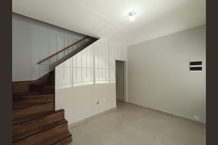 Sala de casa à venda com 2 quartos, 160m² em Planalto Paulista, São Paulo