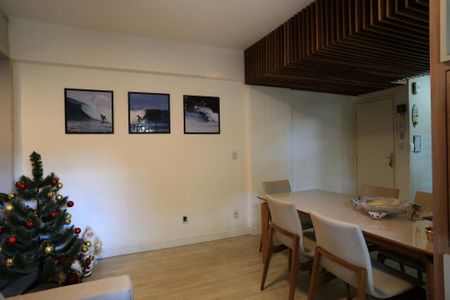 Apartamento à venda com 70m², 2 quartos e 1 vagaSala