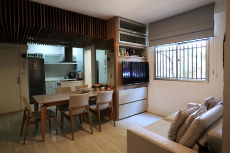 Apartamento à venda com 70m², 2 quartos e 1 vagaSala