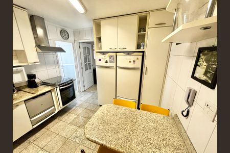 Apartamento à venda com 95m², 4 quartos e 1 vagaCozinha