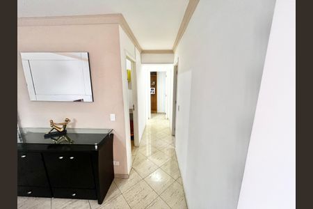Apartamento à venda com 95m², 4 quartos e 1 vagaCorredor