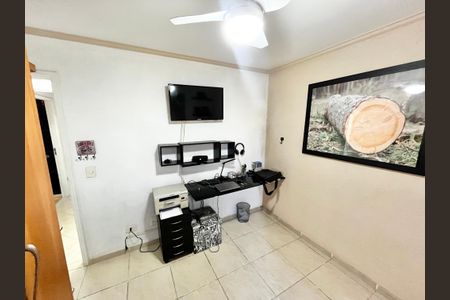 Apartamento à venda com 95m², 4 quartos e 1 vagaQuarto 2