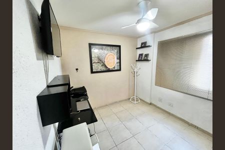 Apartamento à venda com 95m², 4 quartos e 1 vagaQuarto 2