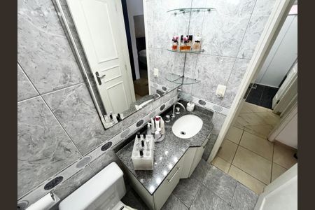 Apartamento à venda com 95m², 4 quartos e 1 vagaBanheiro da Suíte