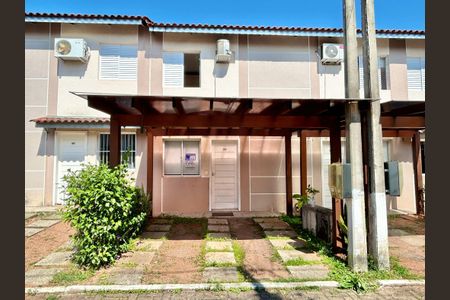 Casa para alugar com 85m², 2 quartos e 1 vagaFachada