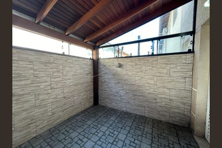 Casa para alugar com 85m², 2 quartos e 1 vagaPátio