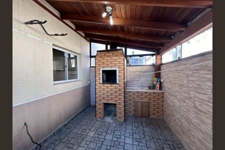 Casa para alugar com 85m², 2 quartos e 1 vagaPátio