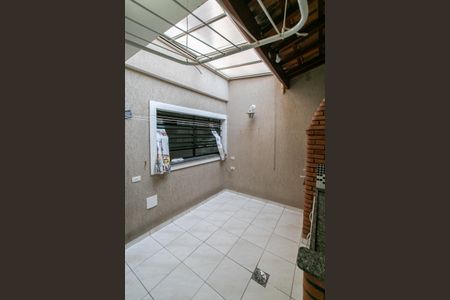 Casa para alugar com 120m², 2 quartos e 1 vagaÁrea de Serviço