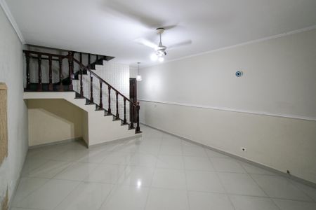 Sala de casa para alugar com 2 quartos, 120m² em Jardim Virginia Bianca, São Paulo